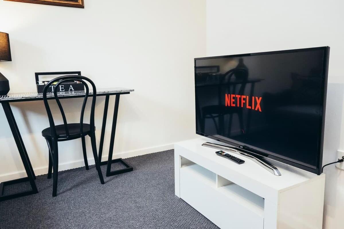 Snug 1Br Apt, Self Check In, Parking, By Derbnb Hilton  Eksteriør bilde
